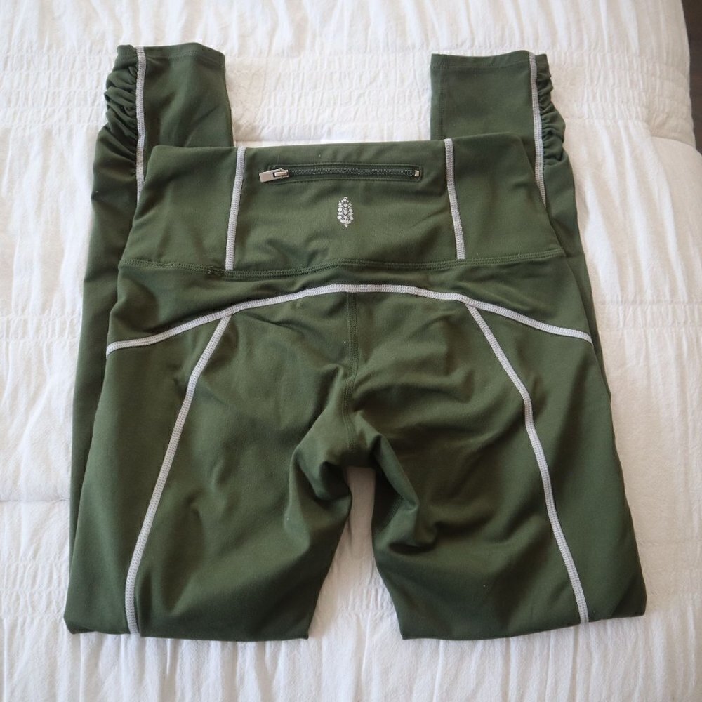 Free People Movement You're a Peach Leggings Green Size XS - Picture 11 of 11